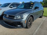 Used 2020 Volkswagen Tiguan SE R-Line image 1