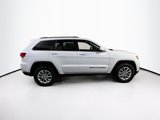Used 2021 Jeep Grand Cherokee Laredo image 4