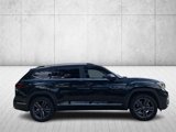 Used 2022 Volkswagen Atlas SEL R-Line image 4