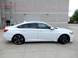 Used 2018 Honda Accord Sport image 4
