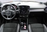 Used 2019 Volvo XC40 T5 R-Design image 2