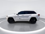 Used 2022 Jeep Grand Cherokee Laredo X image 4