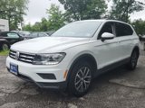 Used 2021 Volkswagen Tiguan SE w/ Panoramic Sunroof Package image 4