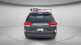 Used 2014 Toyota Sienna LE image 4
