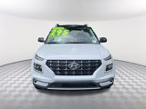 Used 2024 Hyundai Venue Limited image 2