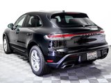 Used 2025 Porsche Macan image 3