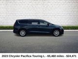 Used 2023 Chrysler Pacifica Touring-L image 2