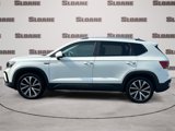 Used 2022 Volkswagen Taos SE image 2