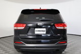 Used 2017 Kia Sorento LX w/ LX Convenience Package image 3