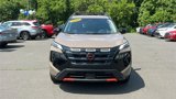 Used 2025 Nissan Rogue SV image 2
