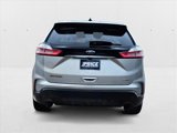 Used 2019 Ford Edge SE image 5