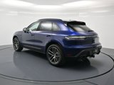 Certified 2025 Porsche Macan image 3