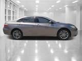 Used 2017 Toyota Camry SE image 2