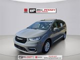 Used 2022 Chrysler Pacifica Touring-L image 3