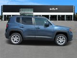 Used 2019 Jeep Renegade Latitude w/ Cold Weather Group image 3