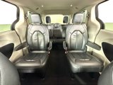 Used 2021 Chrysler Pacifica Touring-L image 6