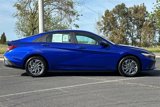 Used 2024 Hyundai Elantra Blue image 3