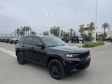 Used 2024 Jeep Grand Cherokee Altitude image 2