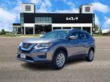 Used 2018 Nissan Rogue SV image 4