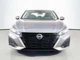 Used 2023 Nissan Altima 2.5 SV image 2