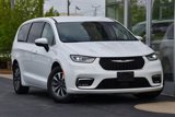 Used 2023 Chrysler Pacifica Touring-L image 4