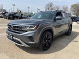 Used 2022 Volkswagen Atlas SE image 2