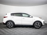 Used 2022 Kia Sportage LX image 2