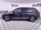 Used 2021 Volkswagen Tiguan SE w/ Panoramic Sunroof Package image 4