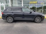 Used 2019 Volkswagen Tiguan SE w/ Panoramic Sunroof Package image 3
