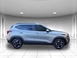 Used 2024 Kia Seltos EX image 2