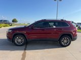 Used 2019 Jeep Cherokee Latitude Plus w/ Comfort/Convenience Group image 4