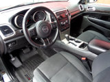 Used 2012 Jeep Grand Cherokee Laredo w/ Laredo E Group image 2