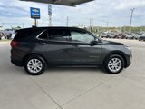 Used 2020 Chevrolet Equinox LT w/ Driver Convenience Package image 4