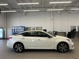 Used 2019 Nissan Altima 2.5 SR image 2