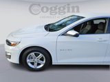 Used 2023 Chevrolet Malibu LT image 2