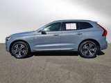 Certified 2022 Volvo XC60 B5 Momentum w/ Climate Package image 4