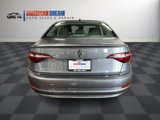 Used 2020 Volkswagen Jetta SE image 4