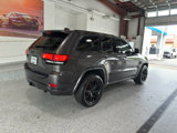 Used 2017 Jeep Grand Cherokee Altitude image 3