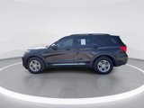 Used 2023 Ford Explorer XLT w/ Equipment Group 202A image 4
