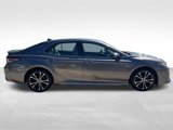 Used 2019 Toyota Camry L image 3