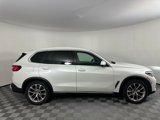 Used 2021 BMW X5 xDrive40i w/ Parking Assistance Package image 4