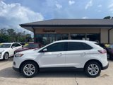 Used 2019 Ford Edge SEL w/ Equipment Group 201A image 2