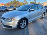 Used 2011 Volkswagen Jetta TDI image 2