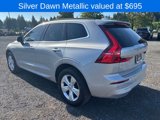 Used 2022 Volvo XC60 B5 Momentum image 3
