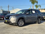 Used 2022 Nissan Pathfinder SV image 2