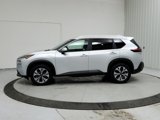 Used 2023 Nissan Rogue SV w/ SV Premium B Package image 5