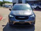 Used 2022 Chrysler Pacifica Touring-L image 2