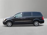 Used 2015 Chrysler Town & Country Touring-L w/ Driver Convenience Group image 2