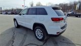 Certified 2022 Jeep Grand Cherokee Laredo E image 6