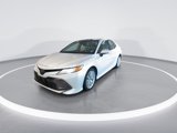 Used 2020 Toyota Camry XLE image 3